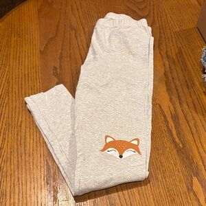 Adorable Fox Print Kids Leggings in Light Gray